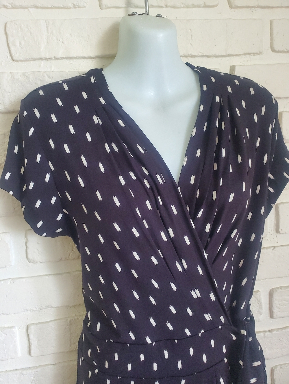 Ann Taylor Midi Wrap Dress Black And White Print Short Sleeves Size 8 - Picture 14 of 15